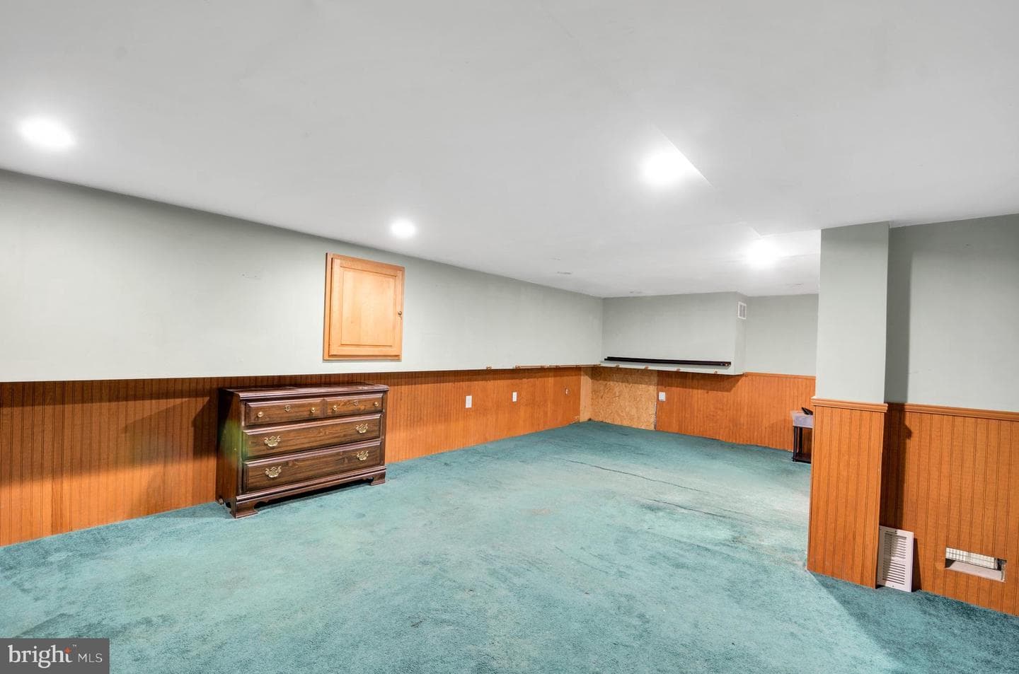310 Carolina Avenue photo 19