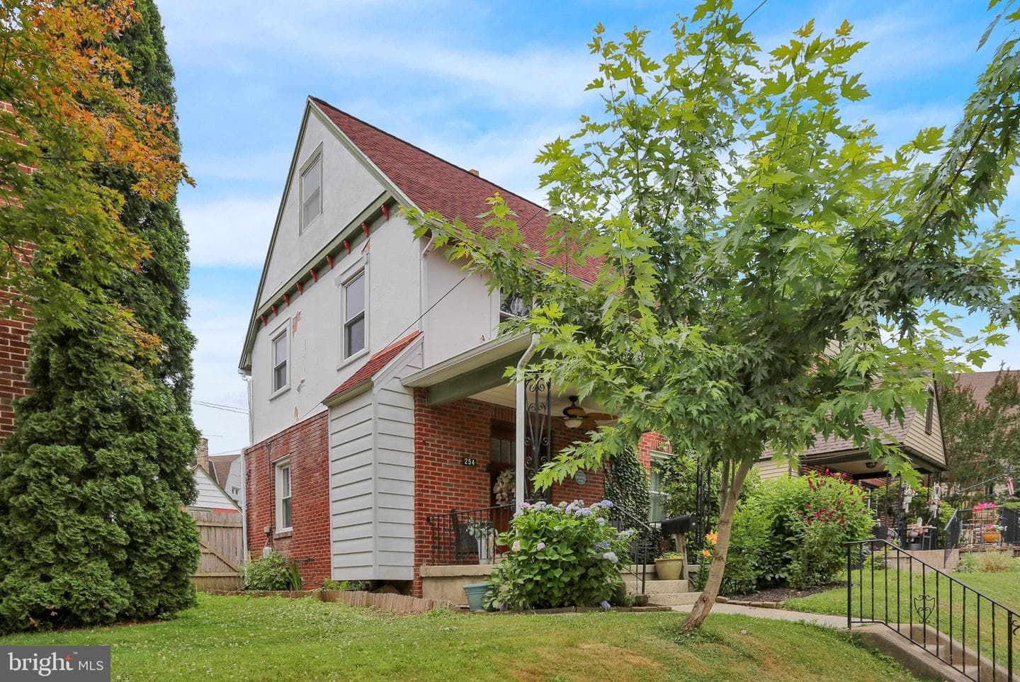254 Endlich Avenue photo 20