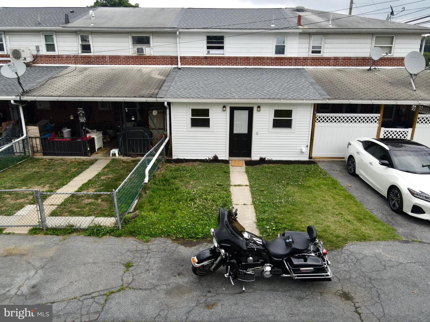 14 S Buttonwood Street photo 23