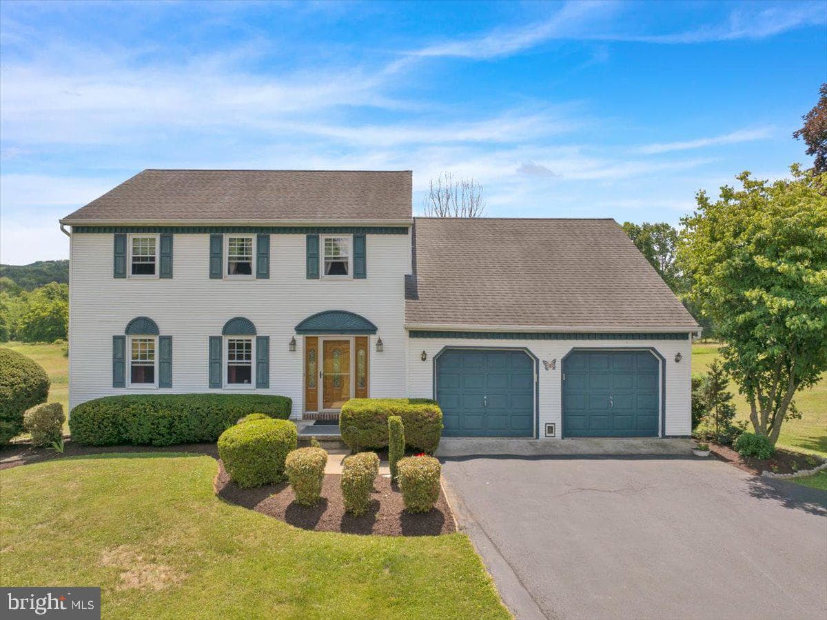 456 Mountain Home Road, Reading