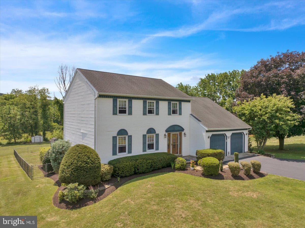 456 Mountain Home Road, Reading