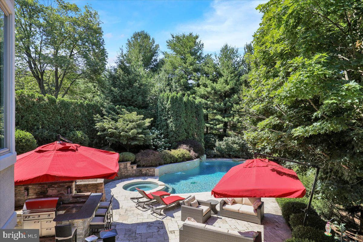 4 Tanager Drive photo 13