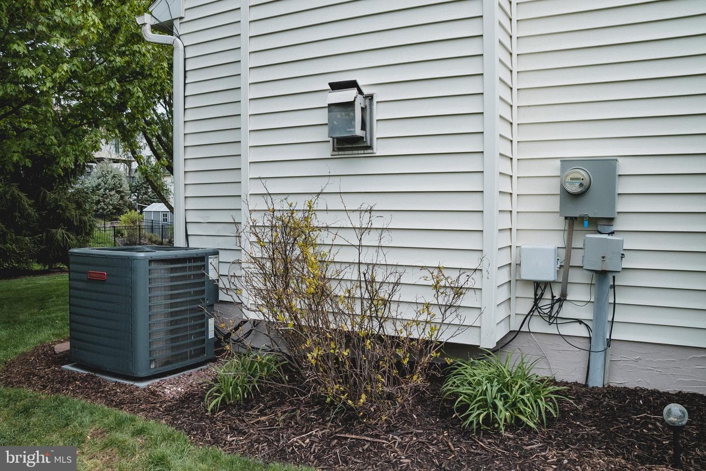 411 Wingspread Court photo 4