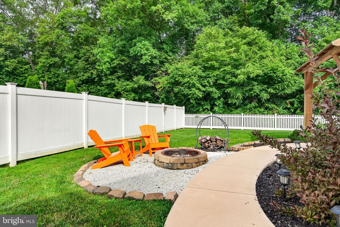 105 Woods Edge Drive photo 45