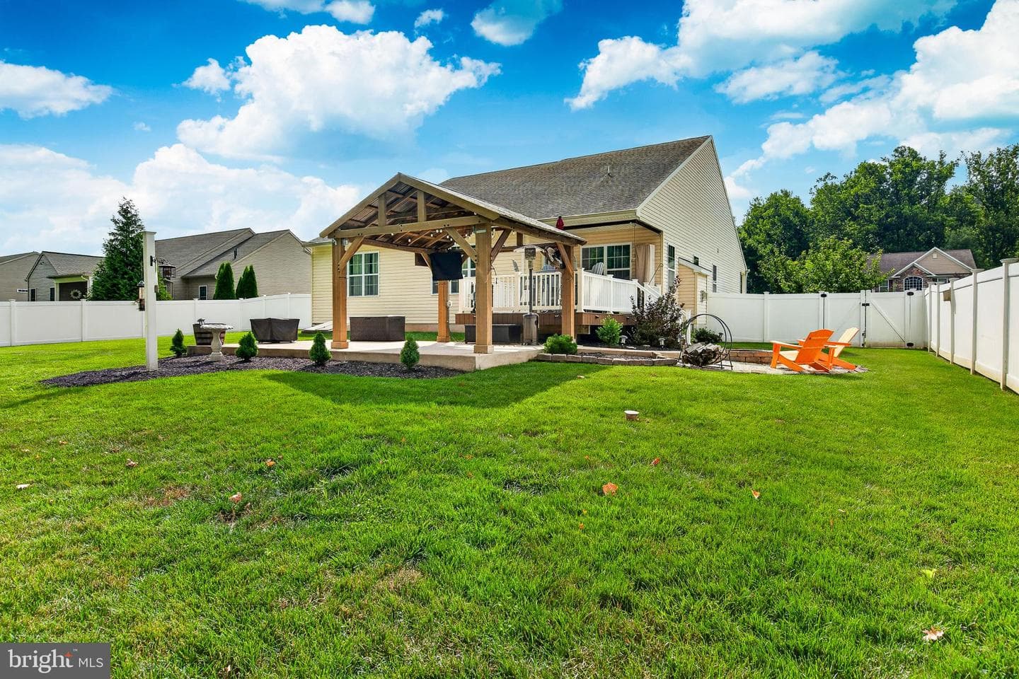 105 Woods Edge Drive photo 47