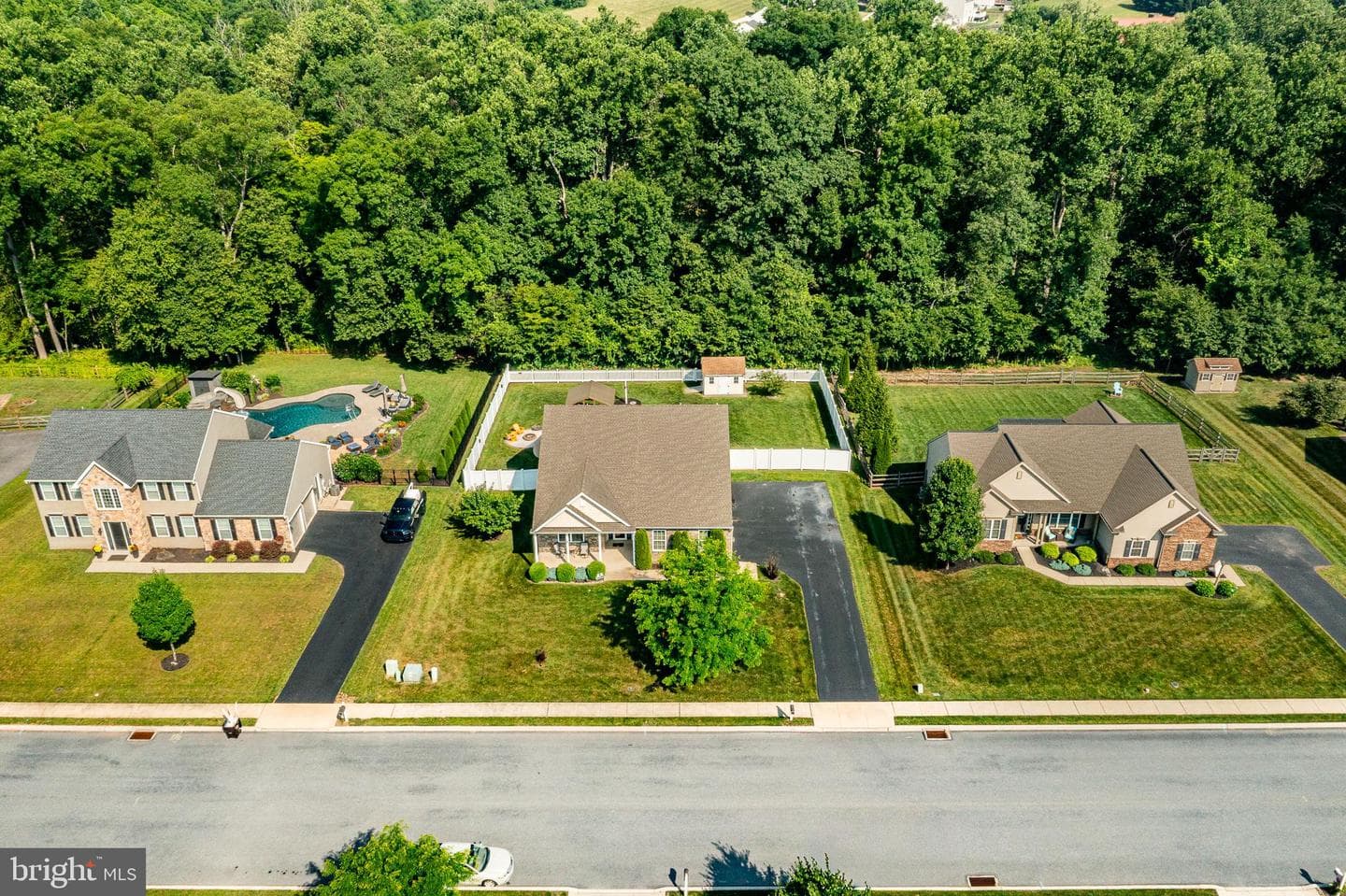 105 Woods Edge Drive photo 57