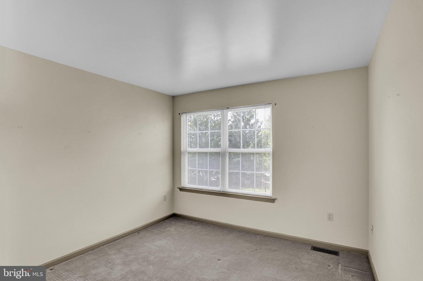 160 Hickory Lane photo 14