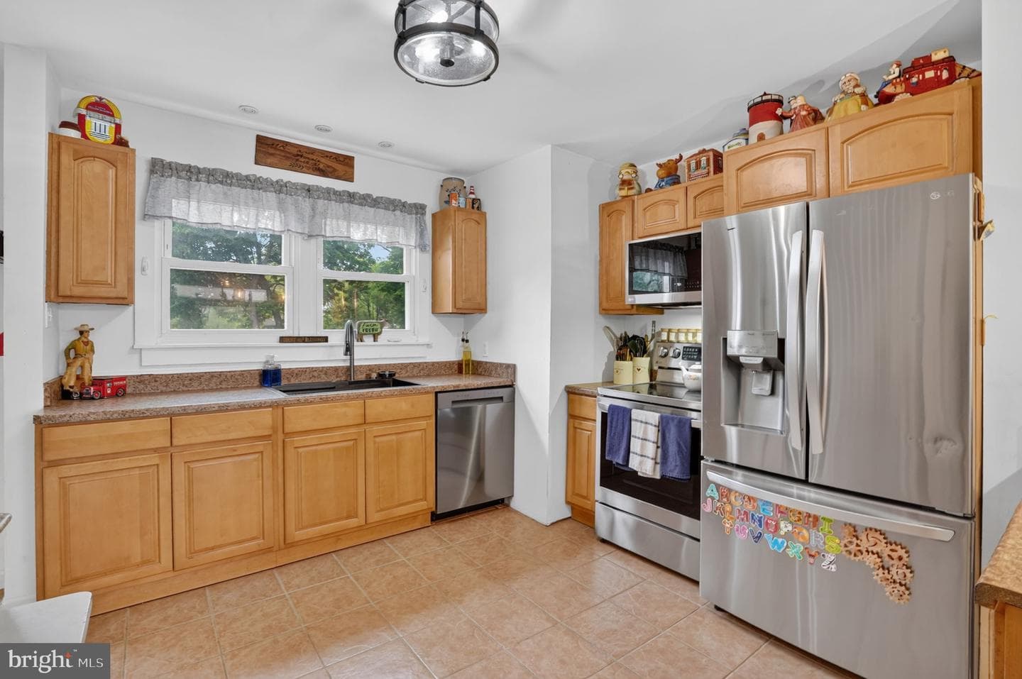5905 Littlefield Avenue photo 13