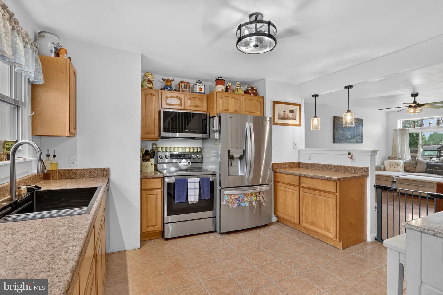 5905 Littlefield Avenue photo 21