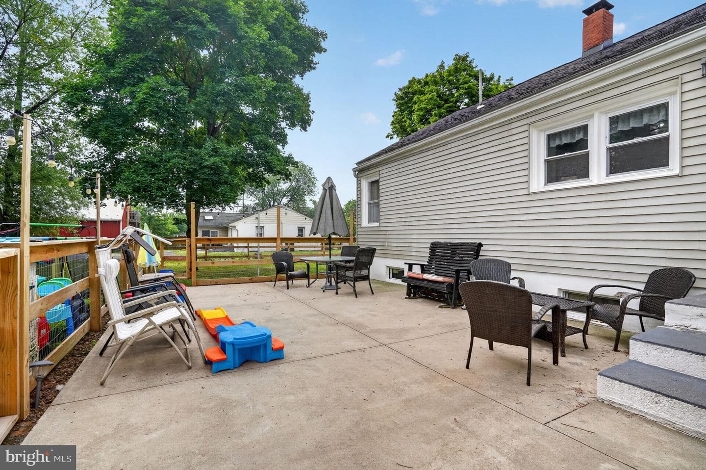 5905 Littlefield Avenue photo 41