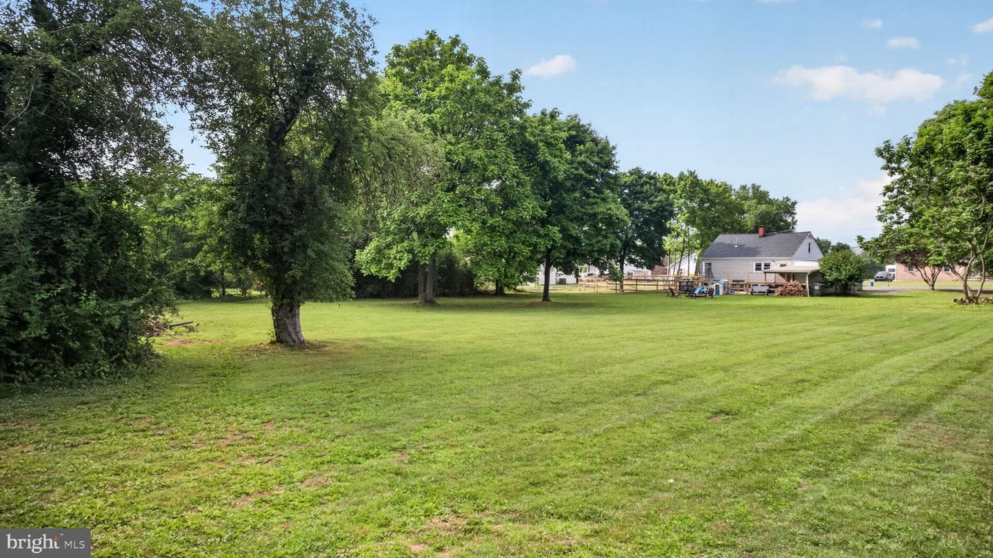 5905 Littlefield Avenue photo 45