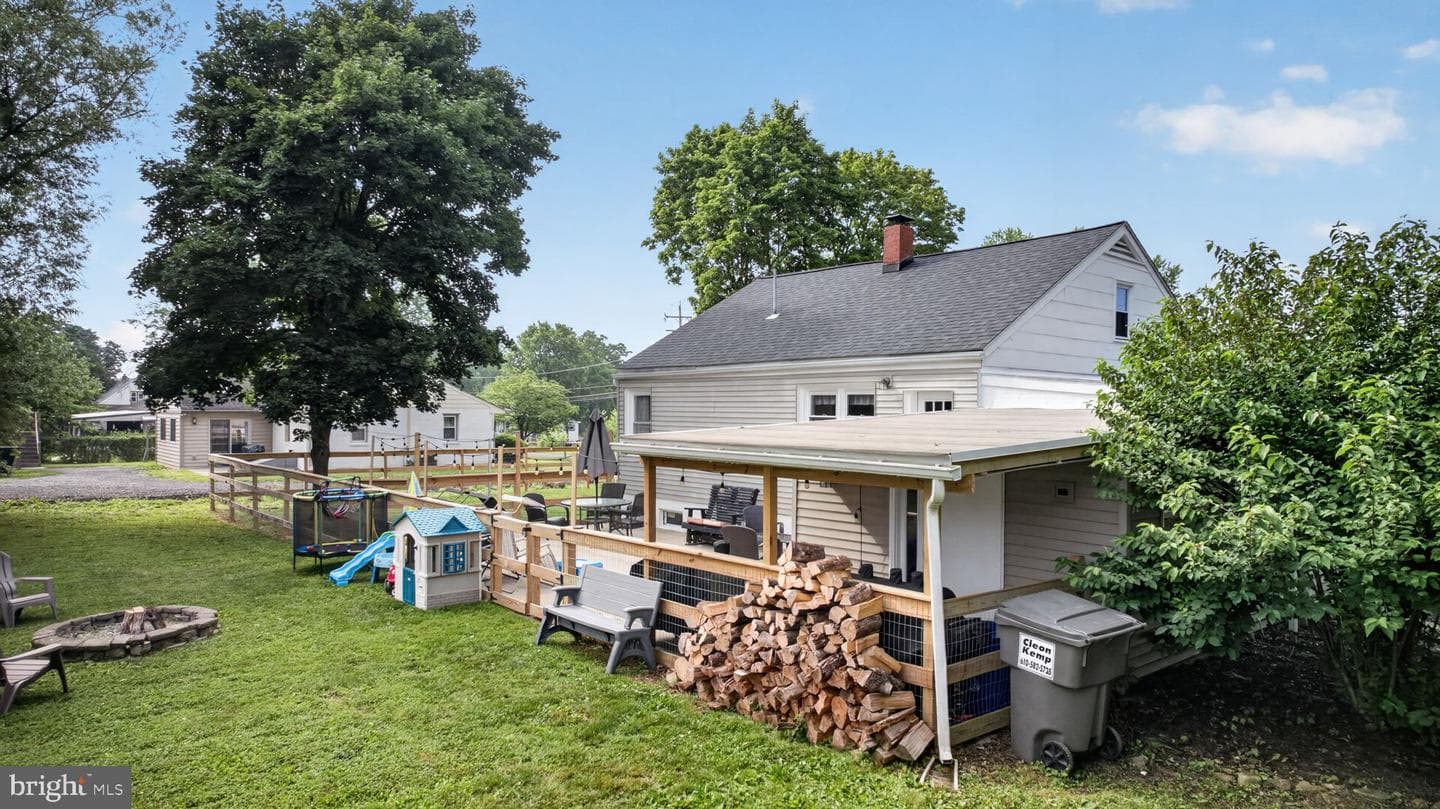5905 Littlefield Avenue photo 47