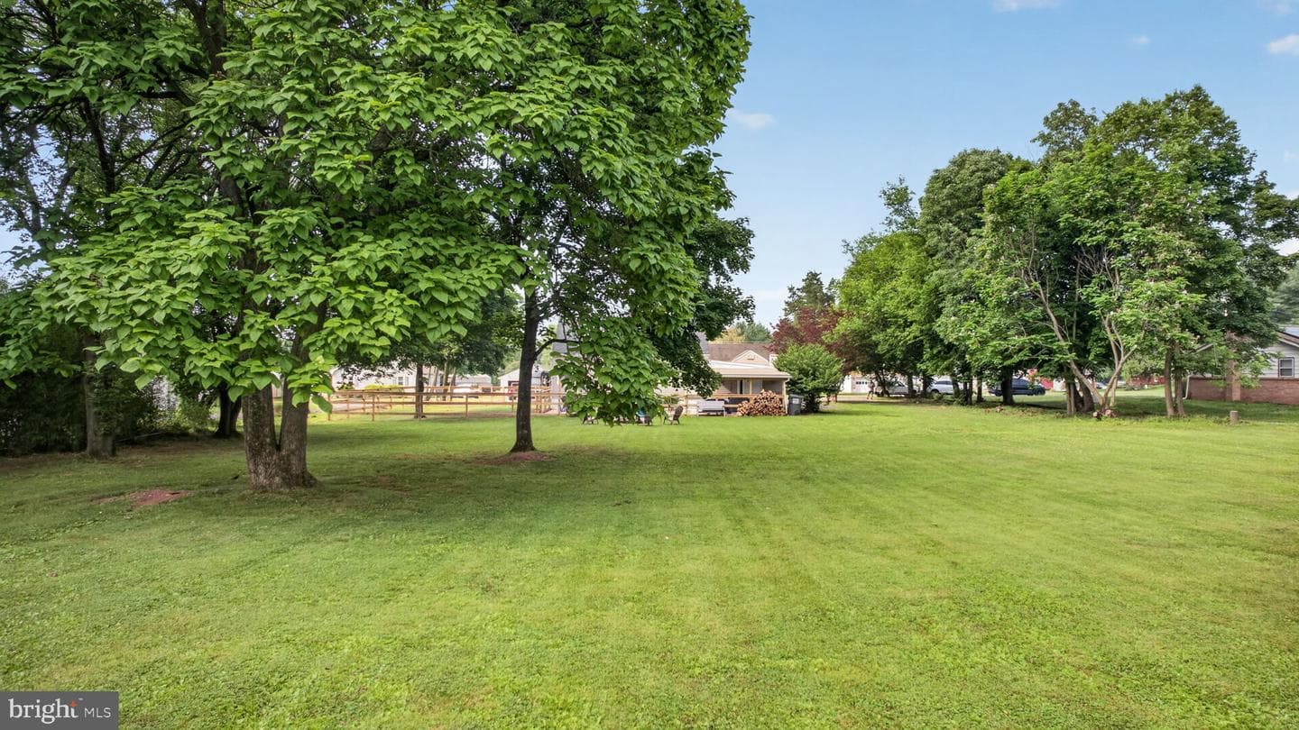 5905 Littlefield Avenue photo 49