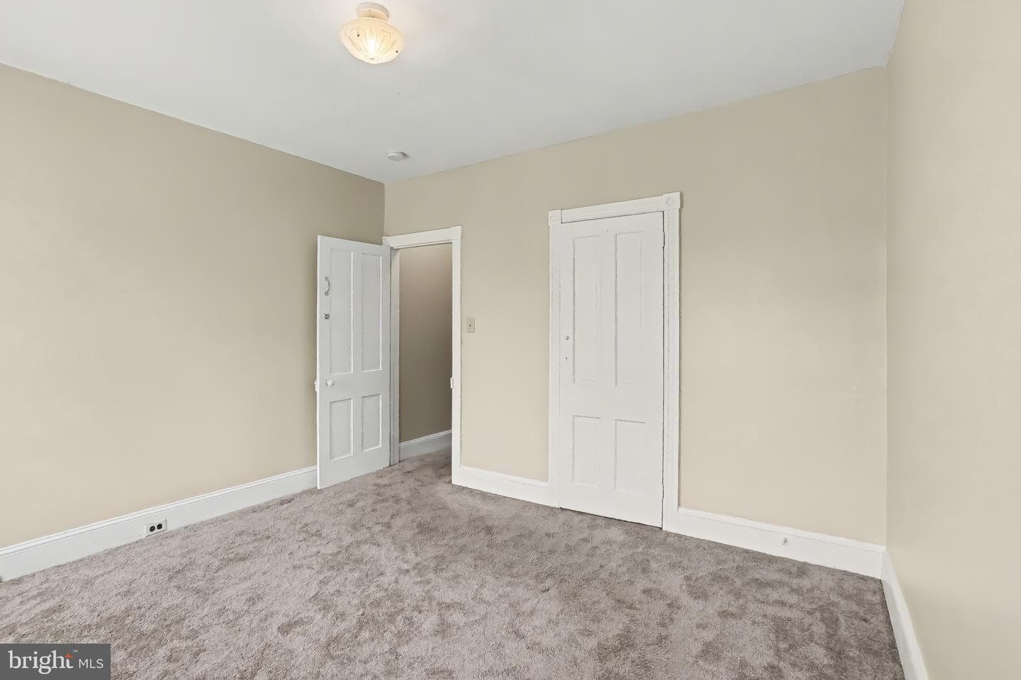 619 Willow Street photo 12