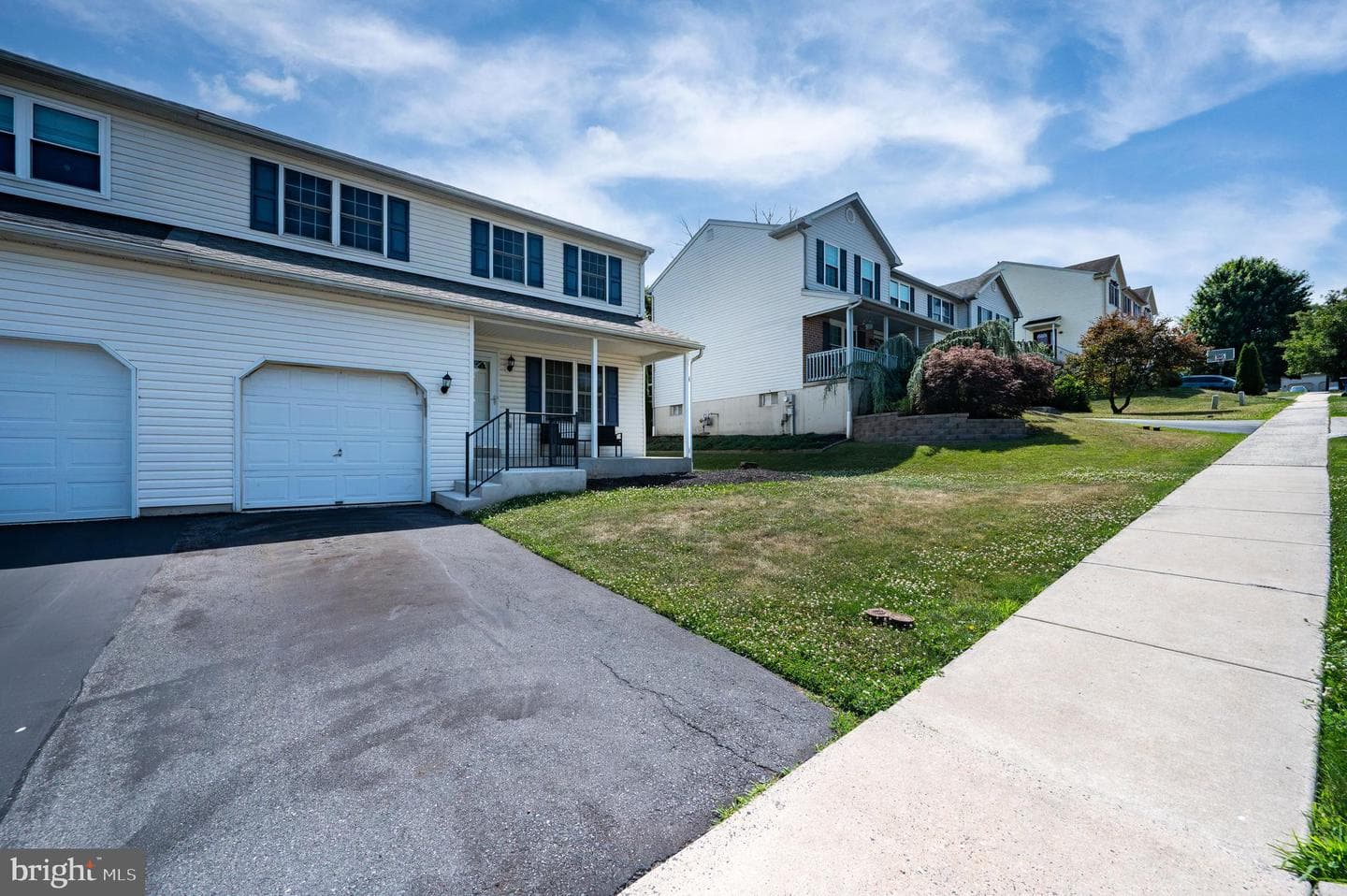 391 Sioux Court photo 3