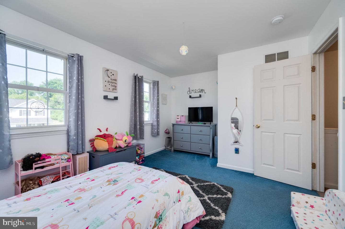 391 Sioux Court photo 32