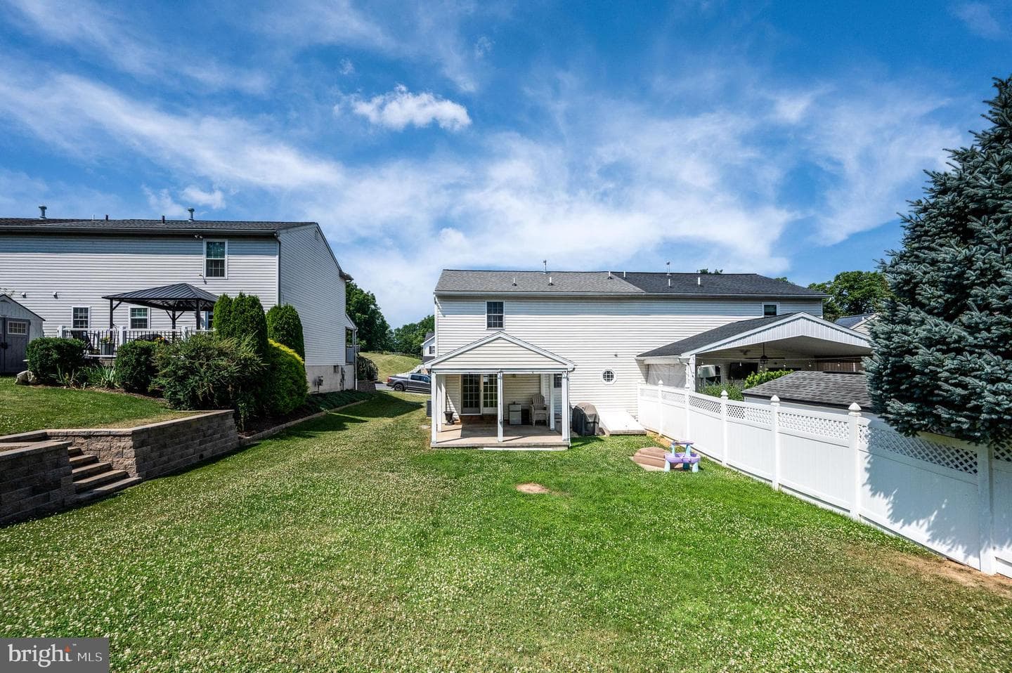 391 Sioux Court photo 41