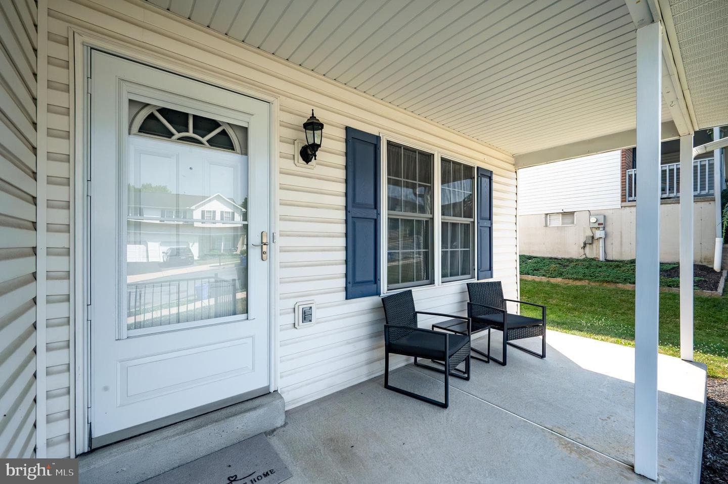 391 Sioux Court photo 7