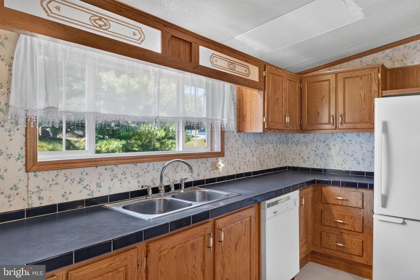 1910 Schubert Road #8 photo 12