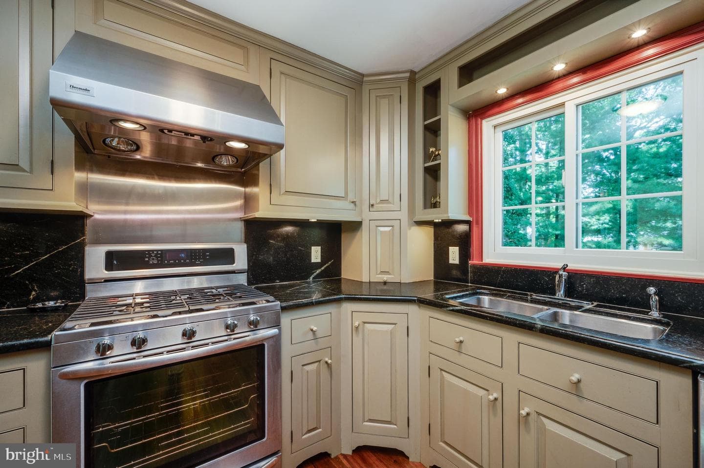 19 Birchwood Road photo 14