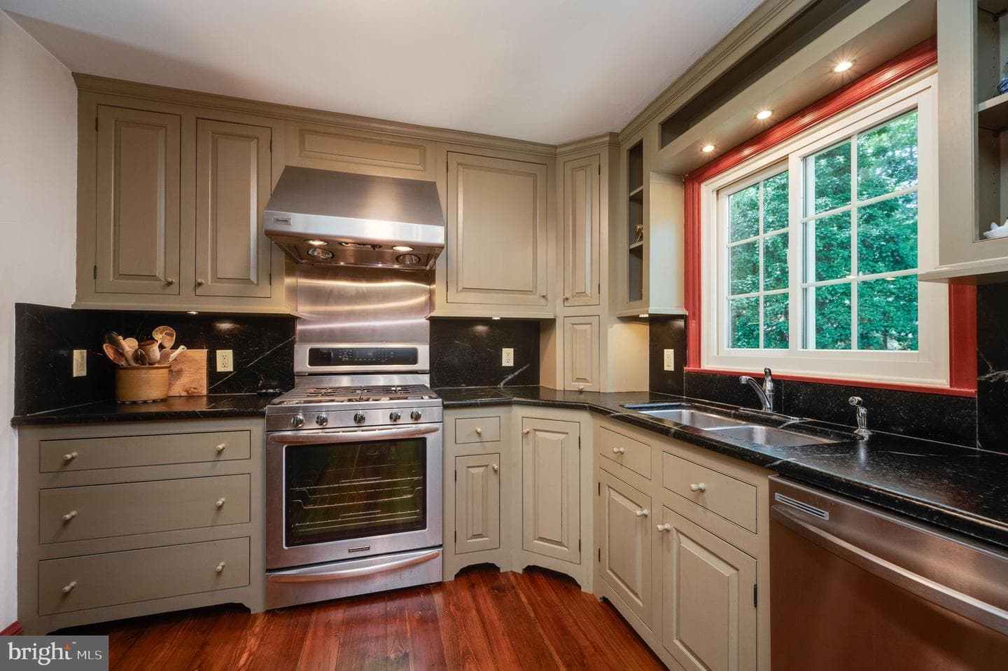 19 Birchwood Road photo 15