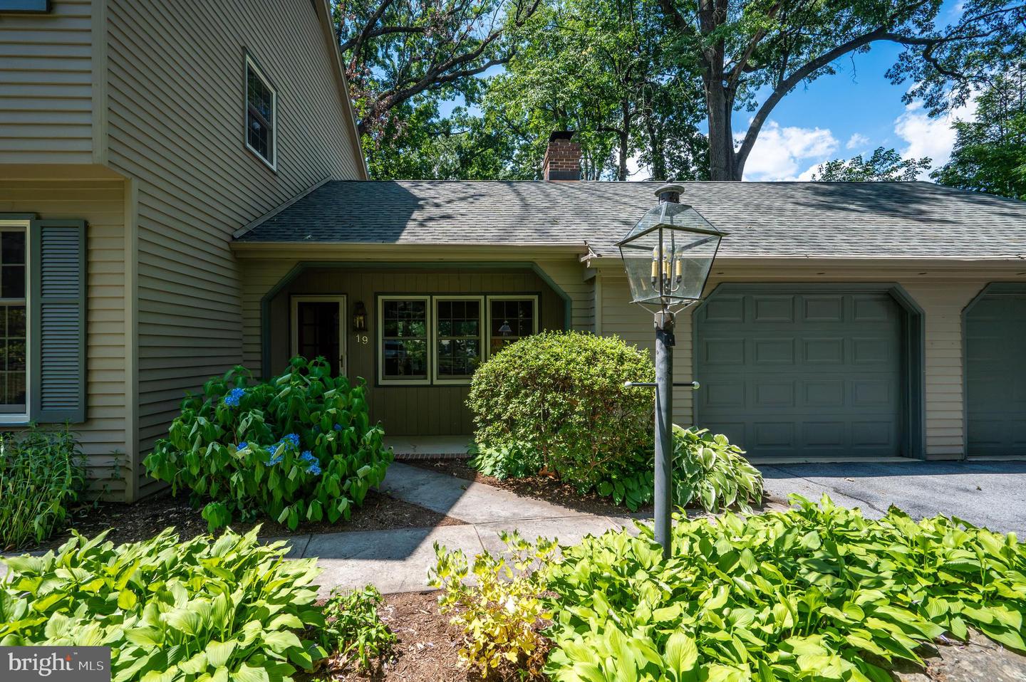 19 Birchwood Road photo 4