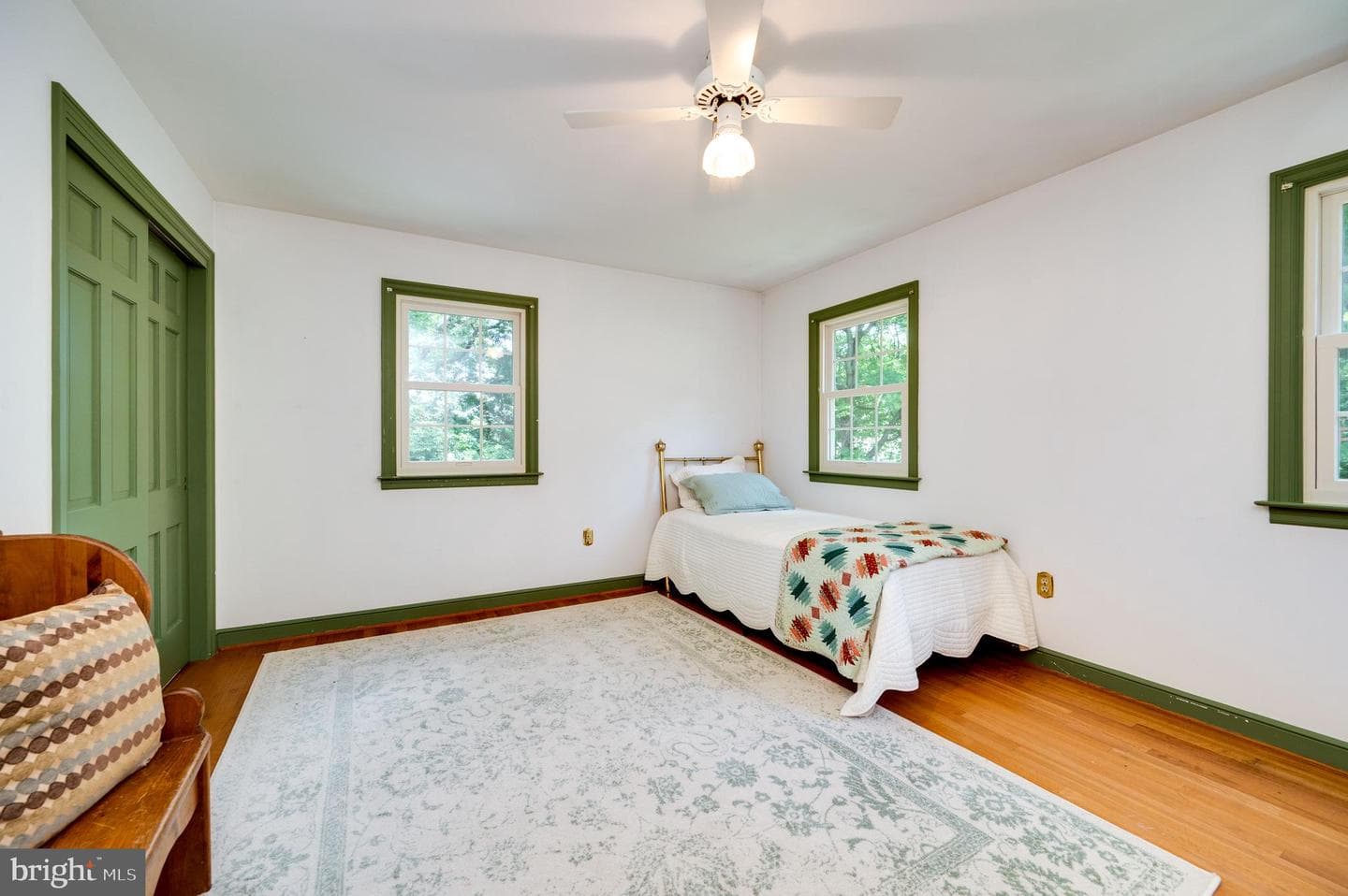 19 Birchwood Road photo 40