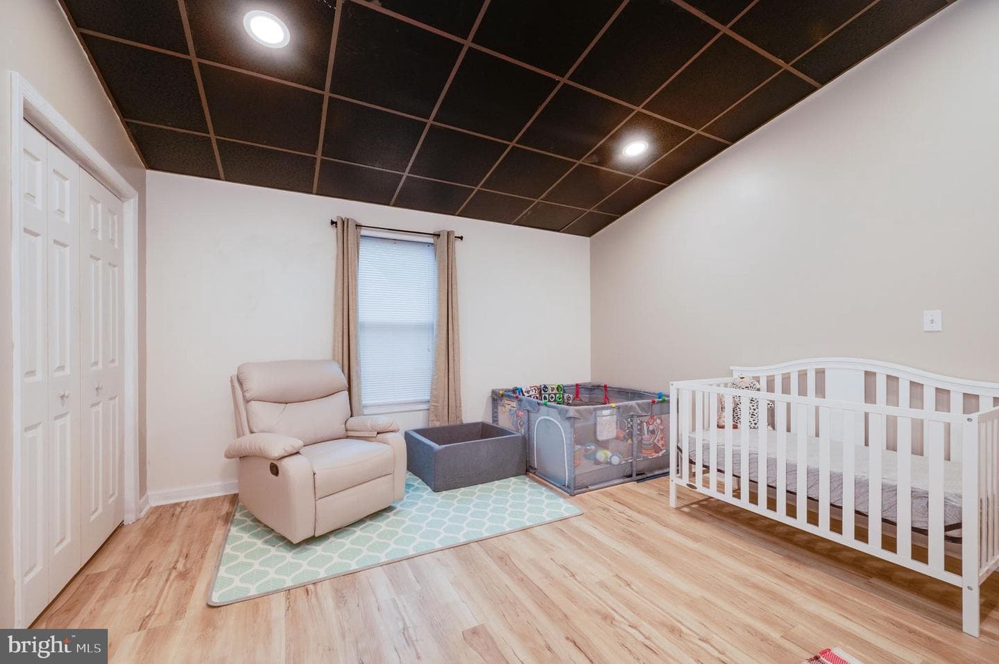 4425 8th Avenue photo 32