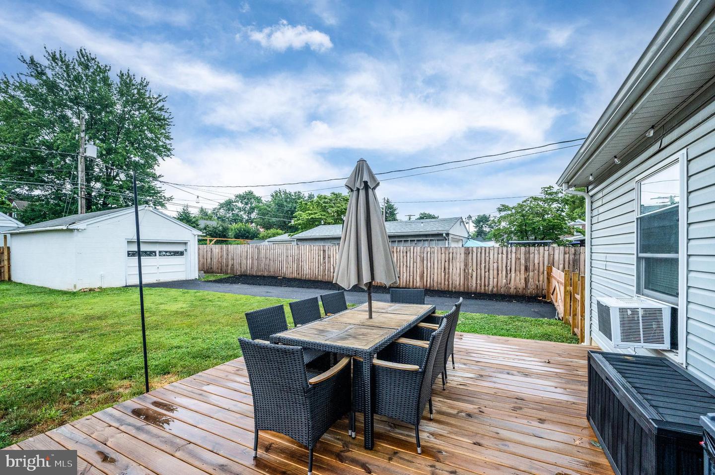 4425 8th Avenue photo 46