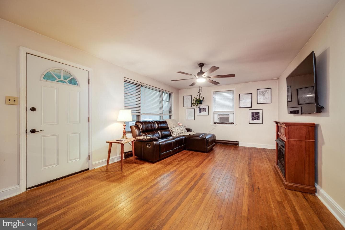 4425 8th Avenue photo 8