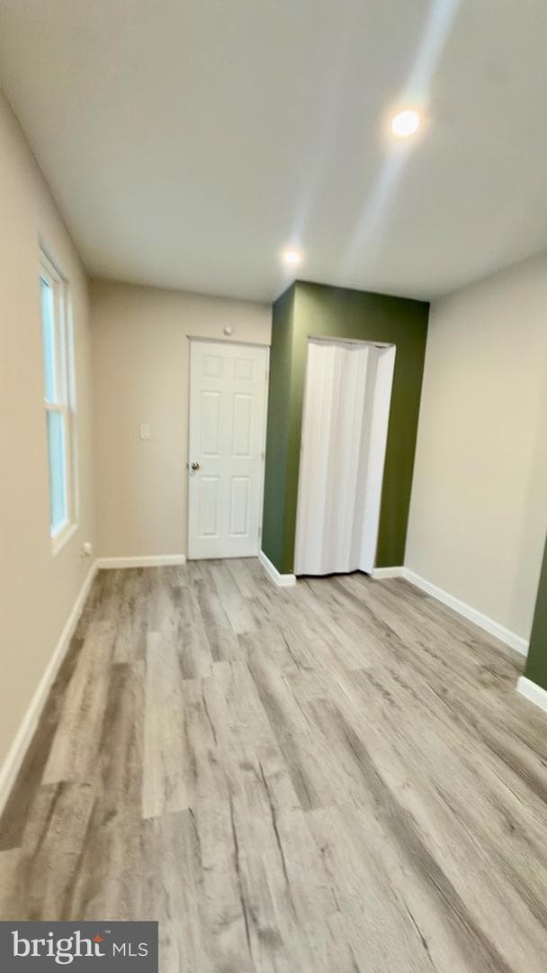 1539 Moss Street photo 20
