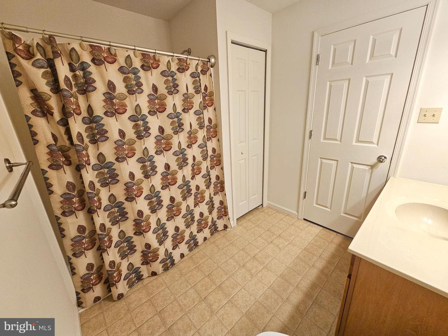 1 Emily Court photo 25