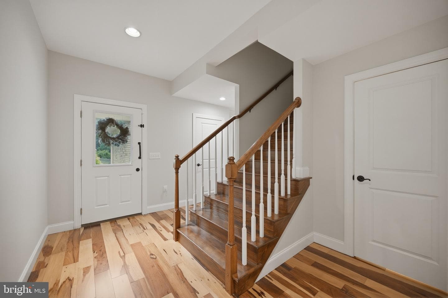 665 Fairmont Avenue photo 23