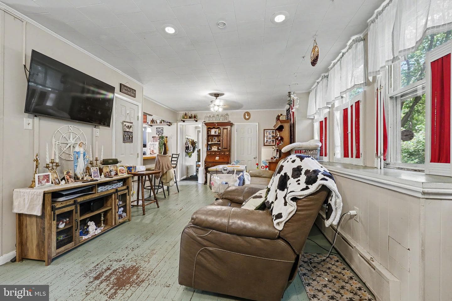397 Angora Road photo 3