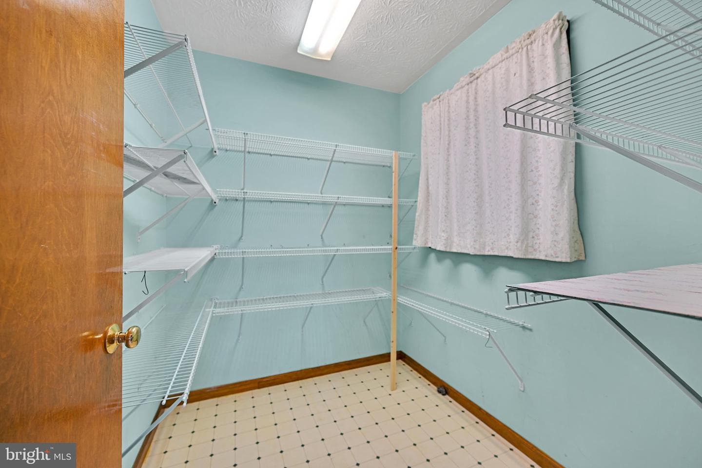 722 Canal Road photo 35