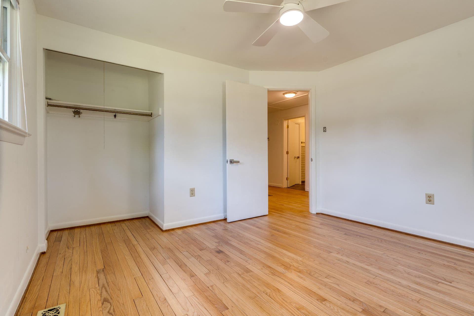 12 Heather Lane photo 28