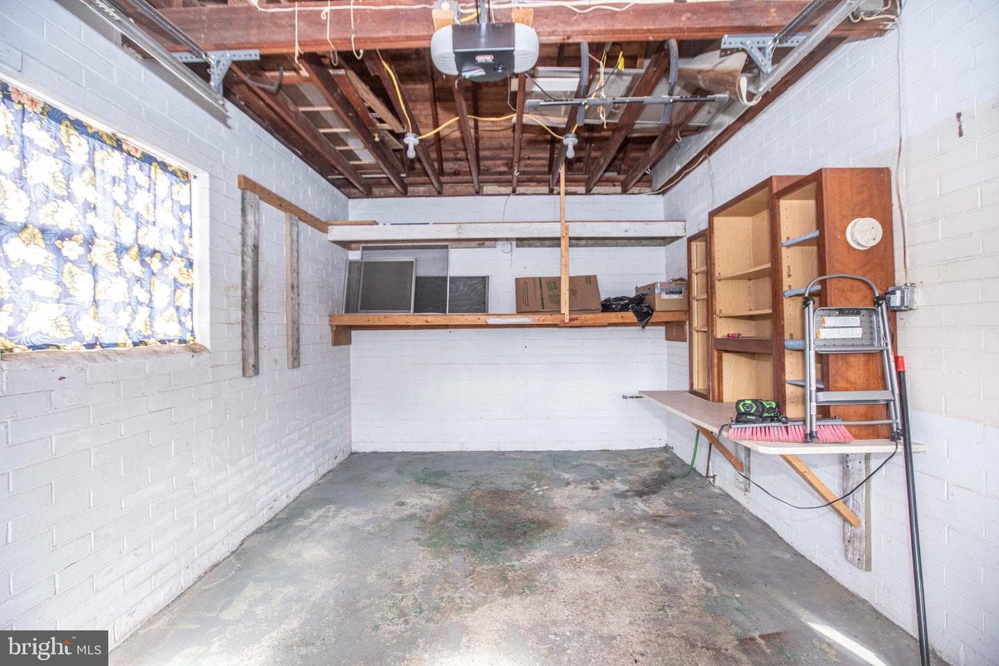 207 N Linden Street photo 20