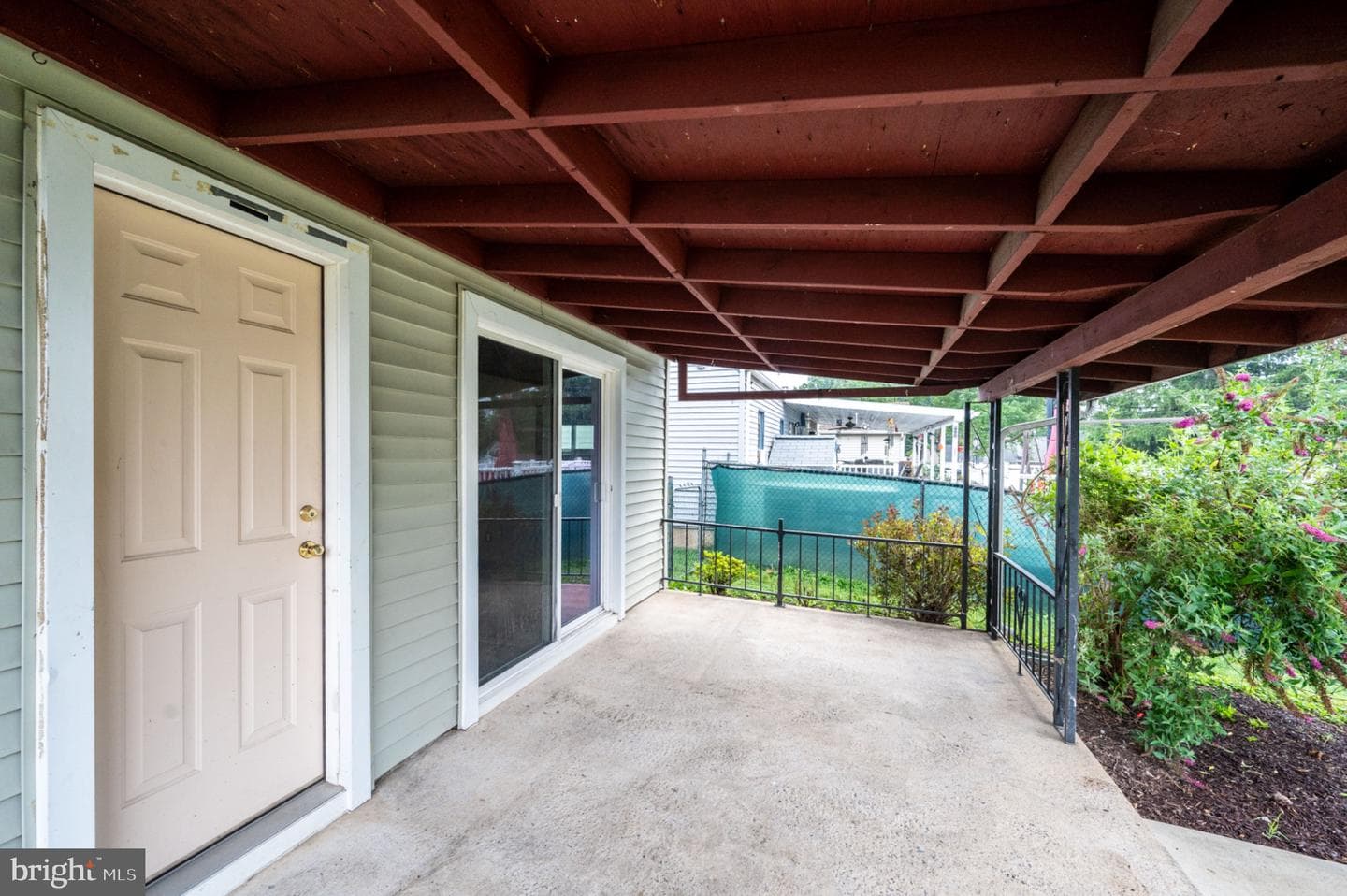 514 Curtis Avenue photo 36