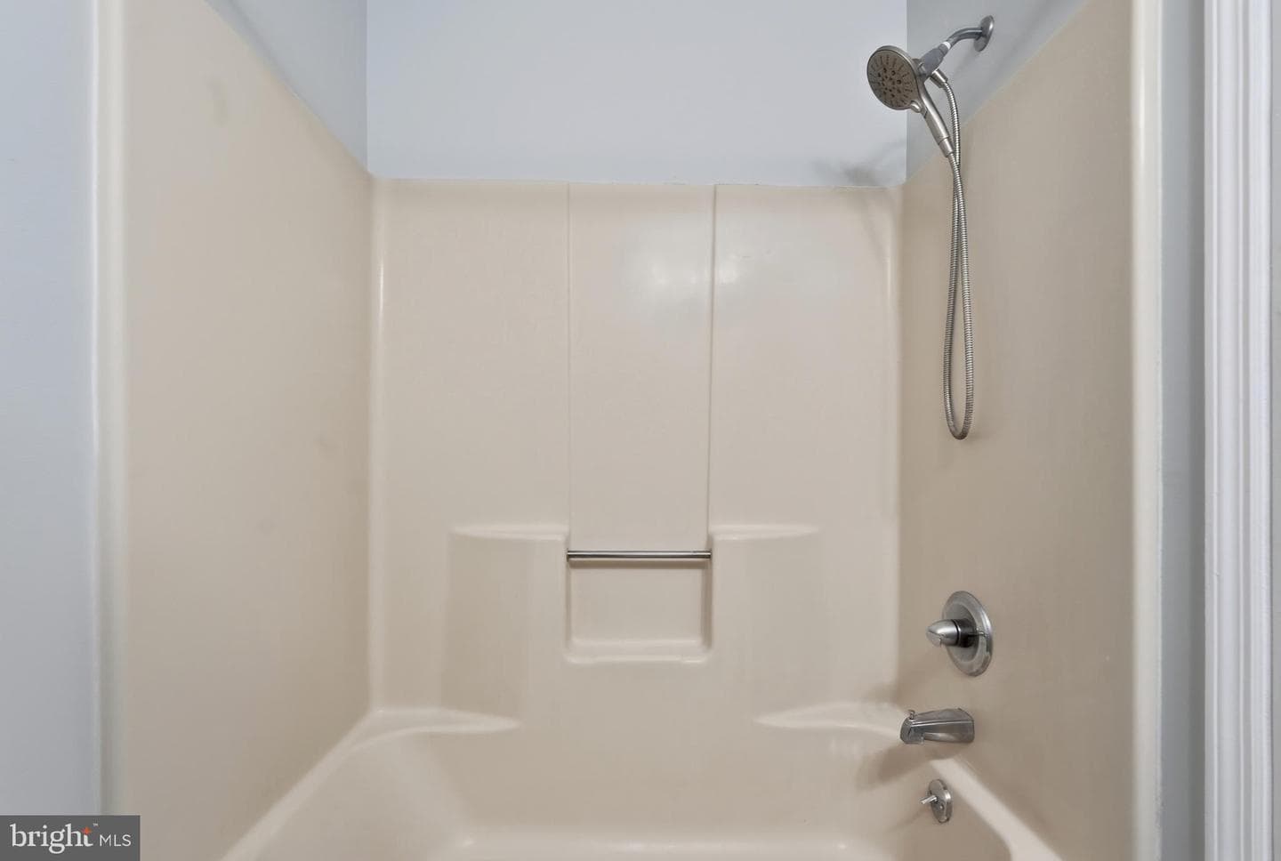 2825 Sturbridge Court photo 17