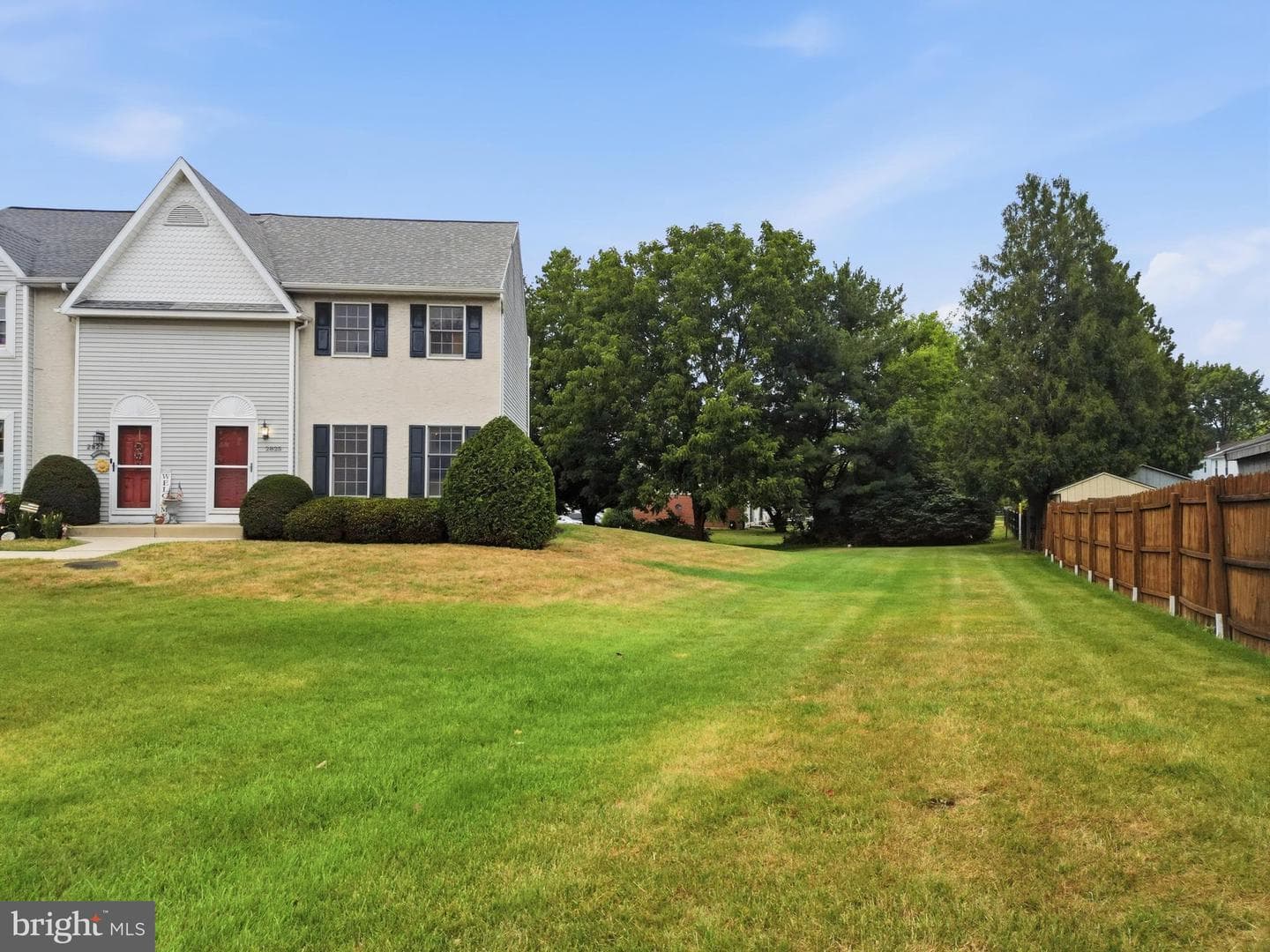 2825 Sturbridge Court photo 27