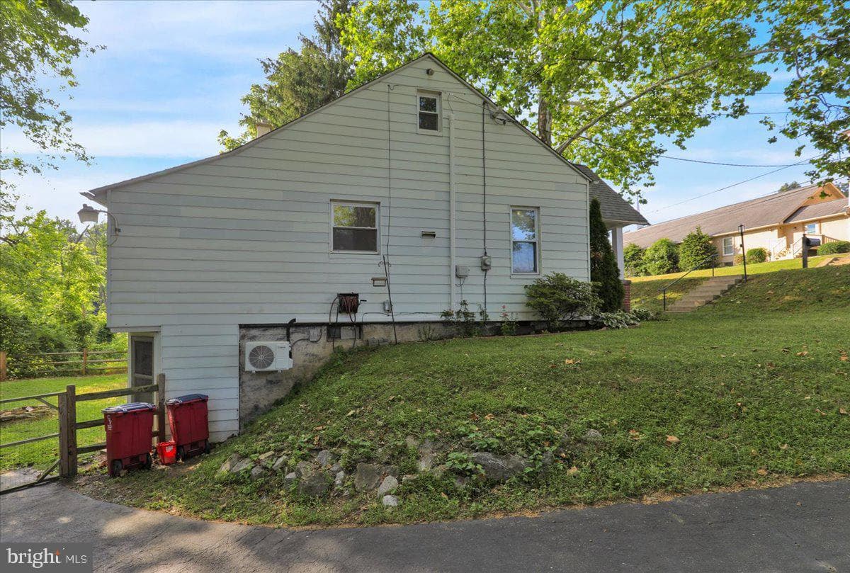 140 Pennwyn Place photo 26
