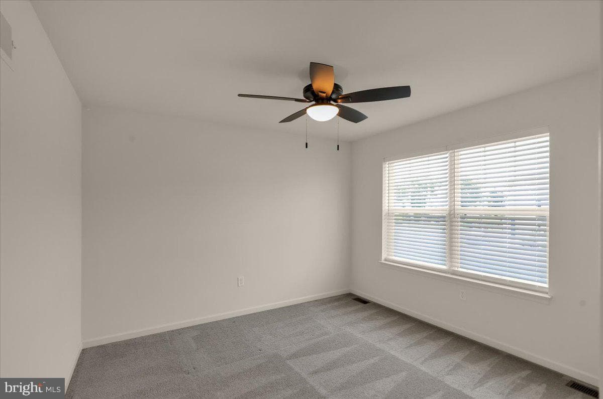331 Chatsworth Court photo 30