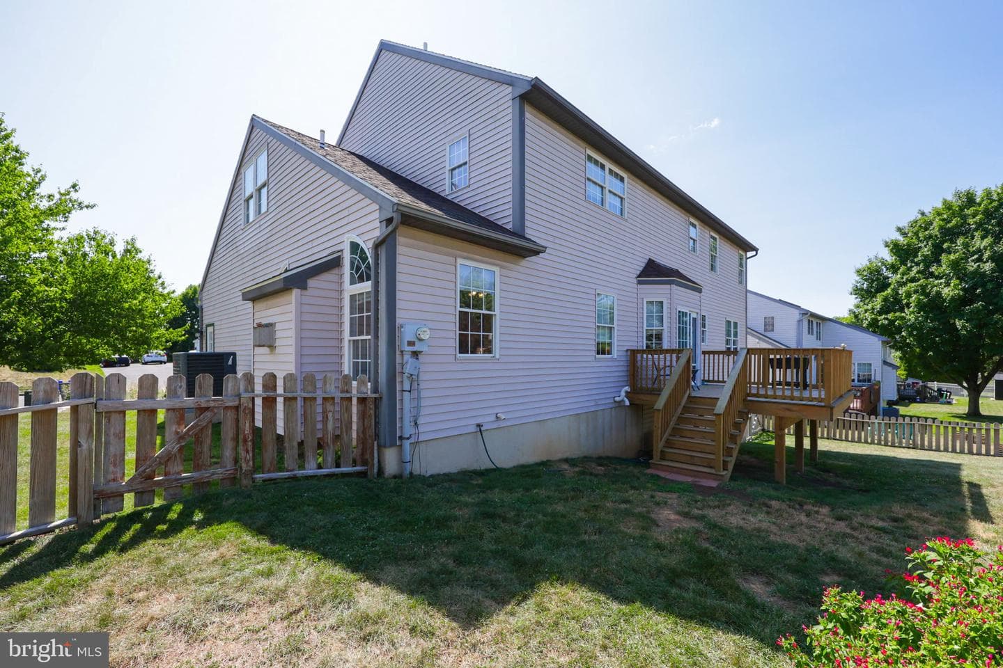 12 Colorado Avenue photo 47