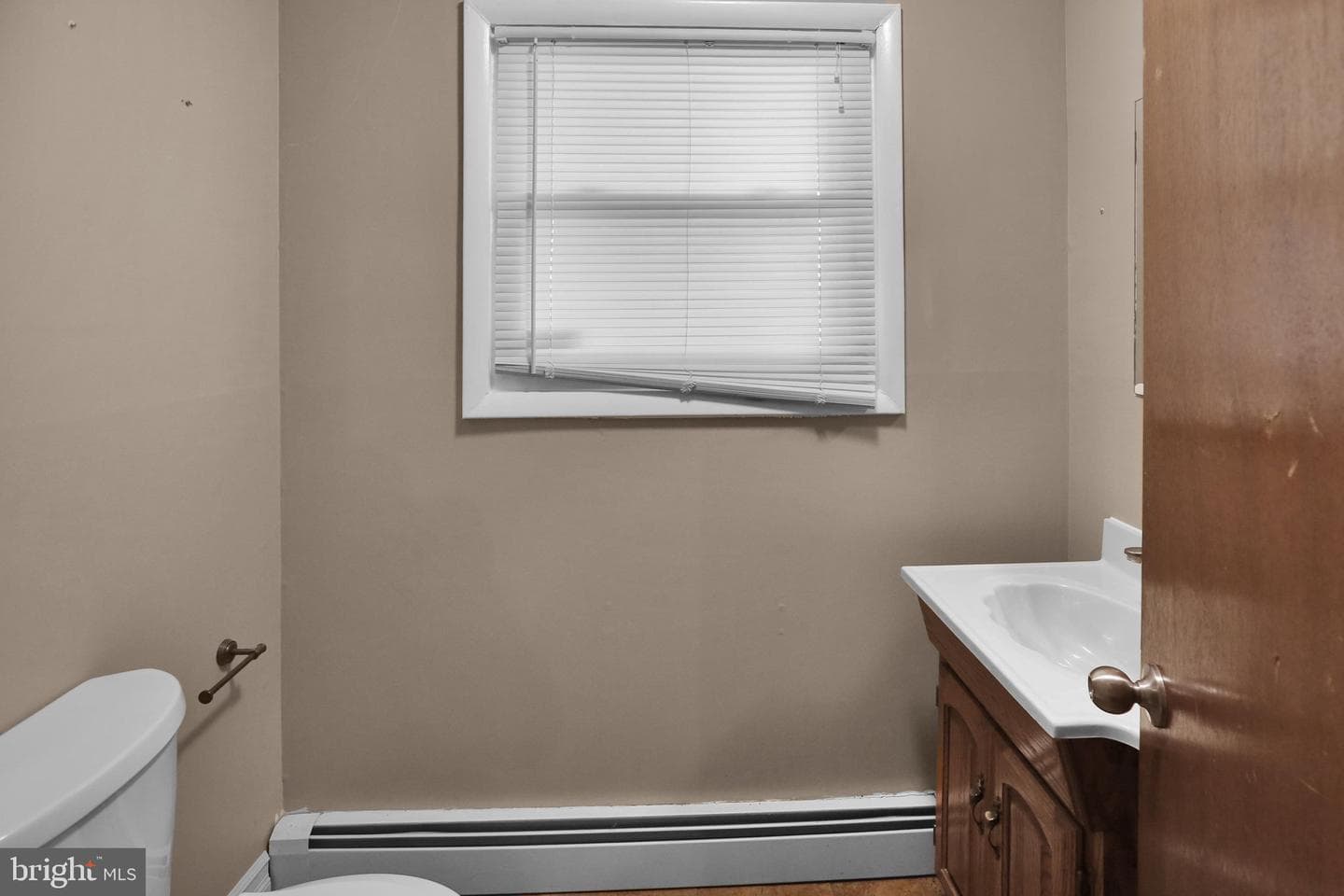 537 Marshall Avenue photo 37