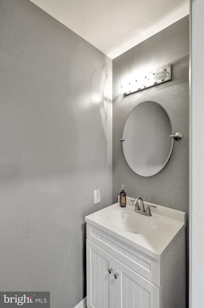 146 Bainbridge Cr photo 13