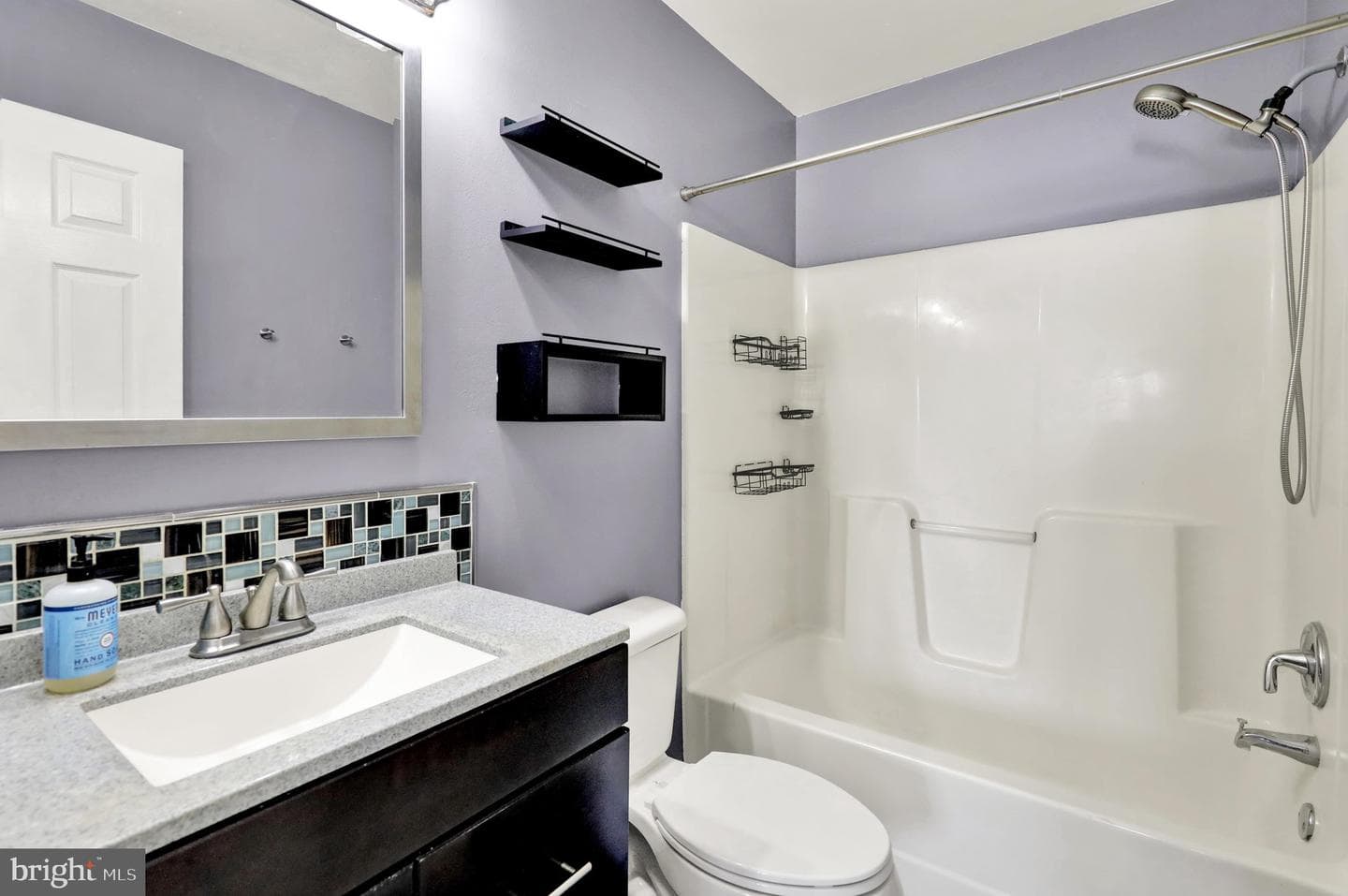 146 Bainbridge Cr photo 18