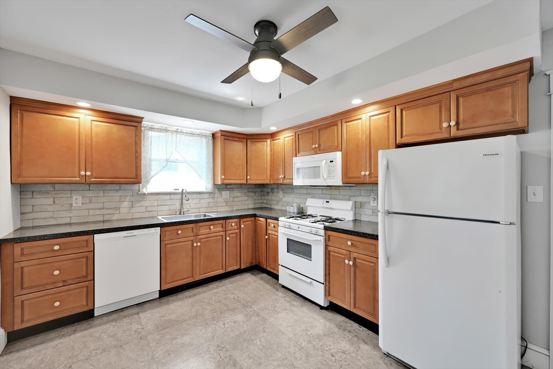 1038 Fern Avenue photo 26