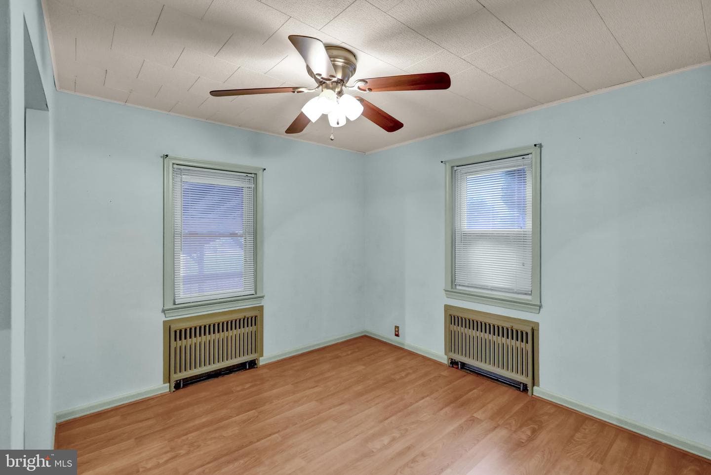 107 Gibraltar Road photo 15