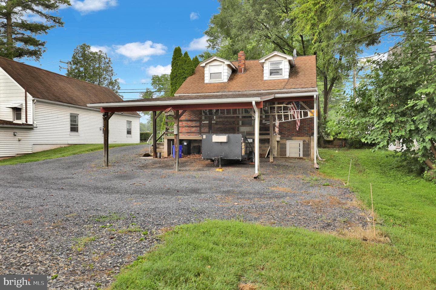 107 Gibraltar Road photo 8