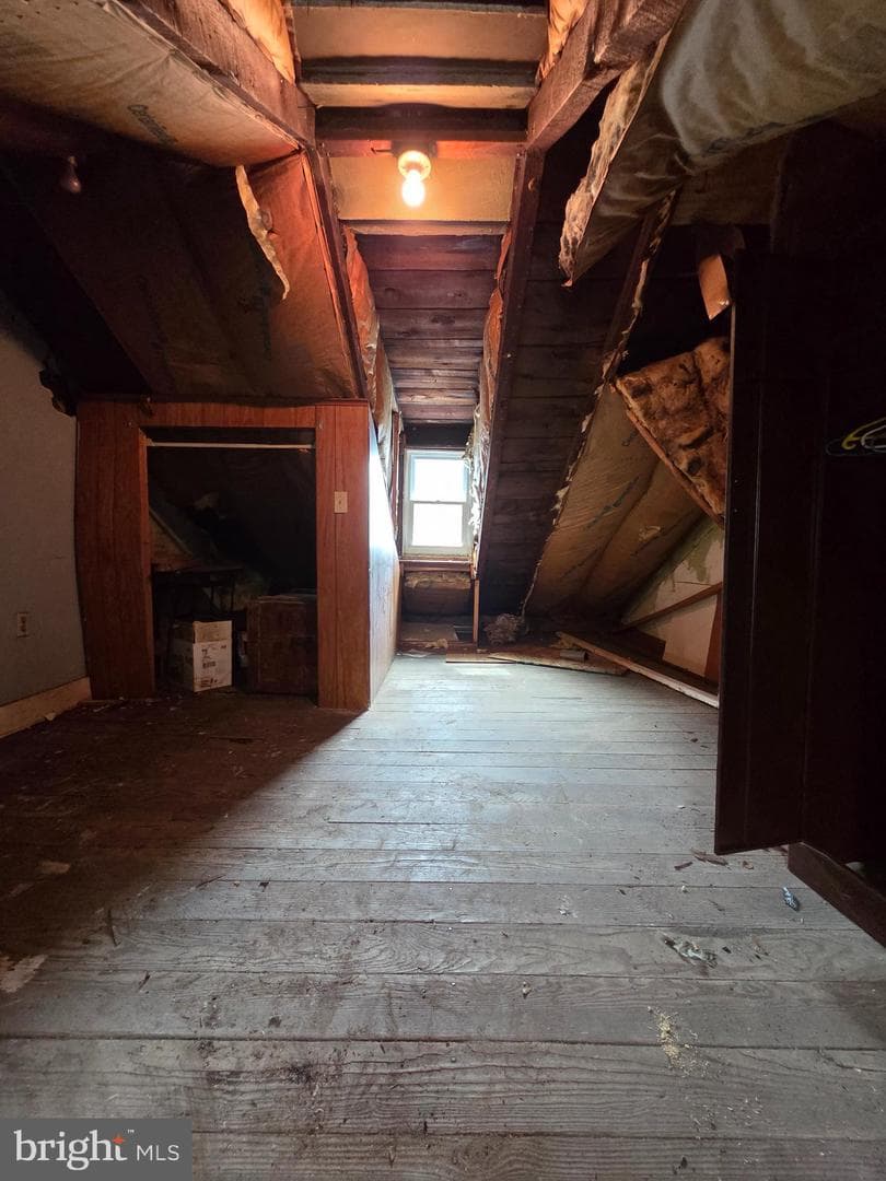 639 Birch Street photo 15